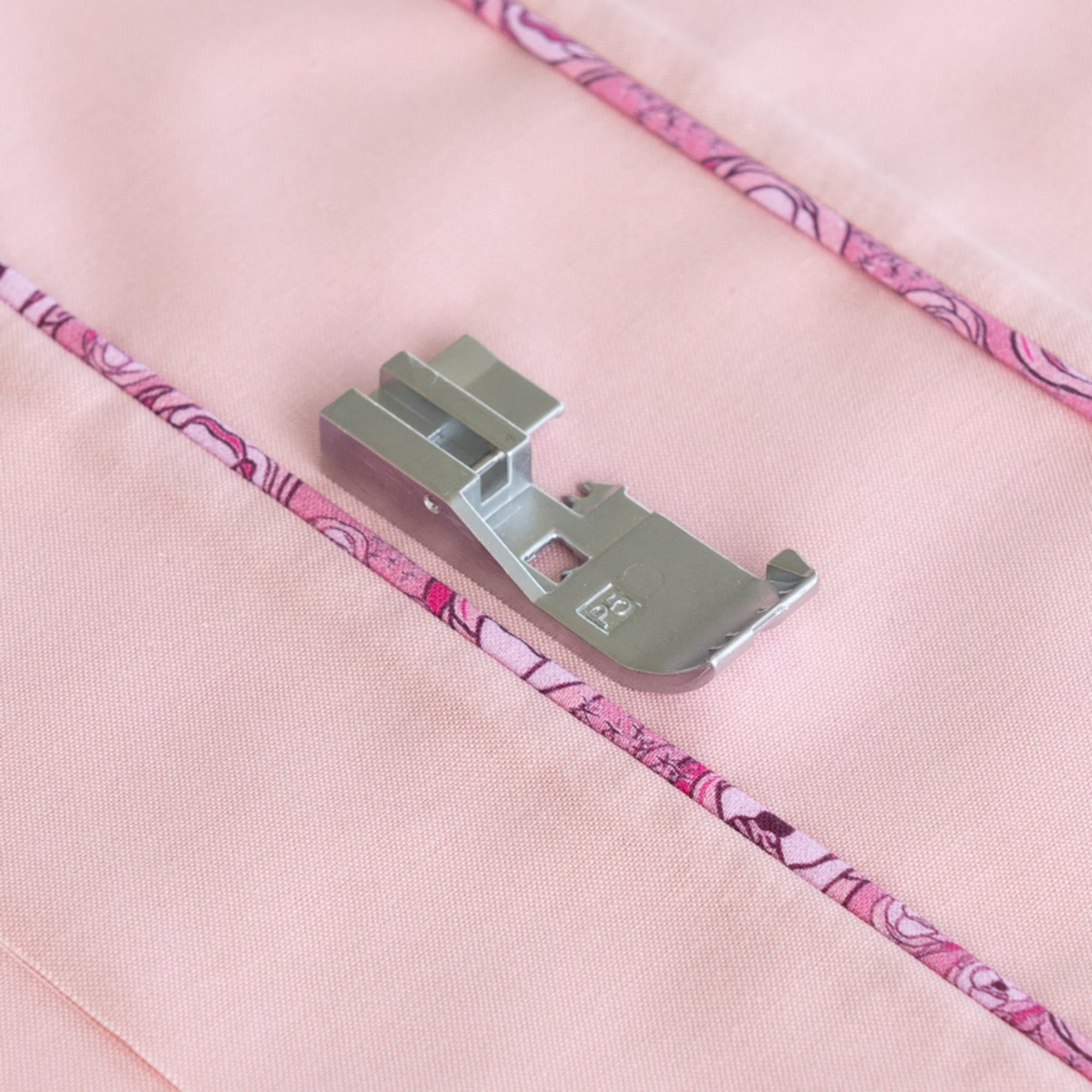 Piping foot 3 mm 
